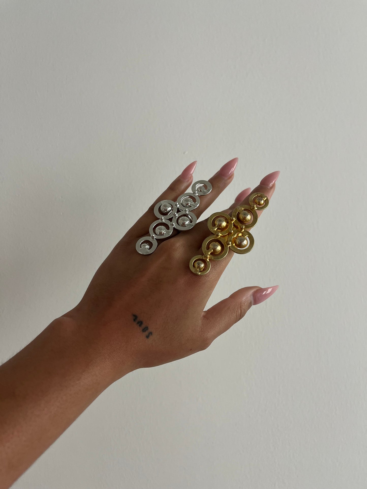 Cross ring