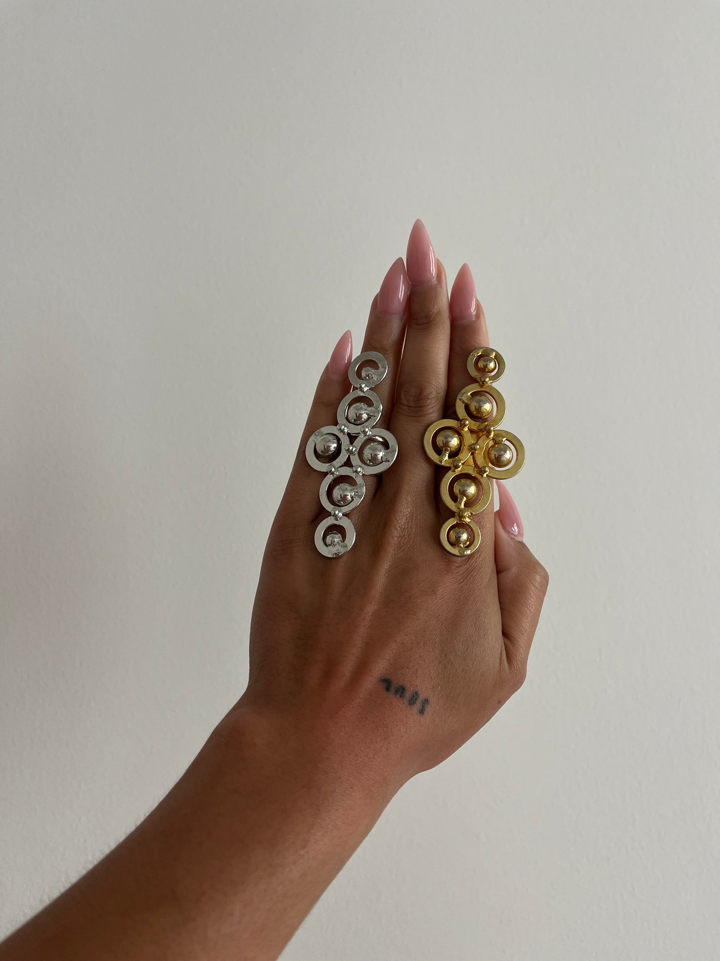 Cross ring