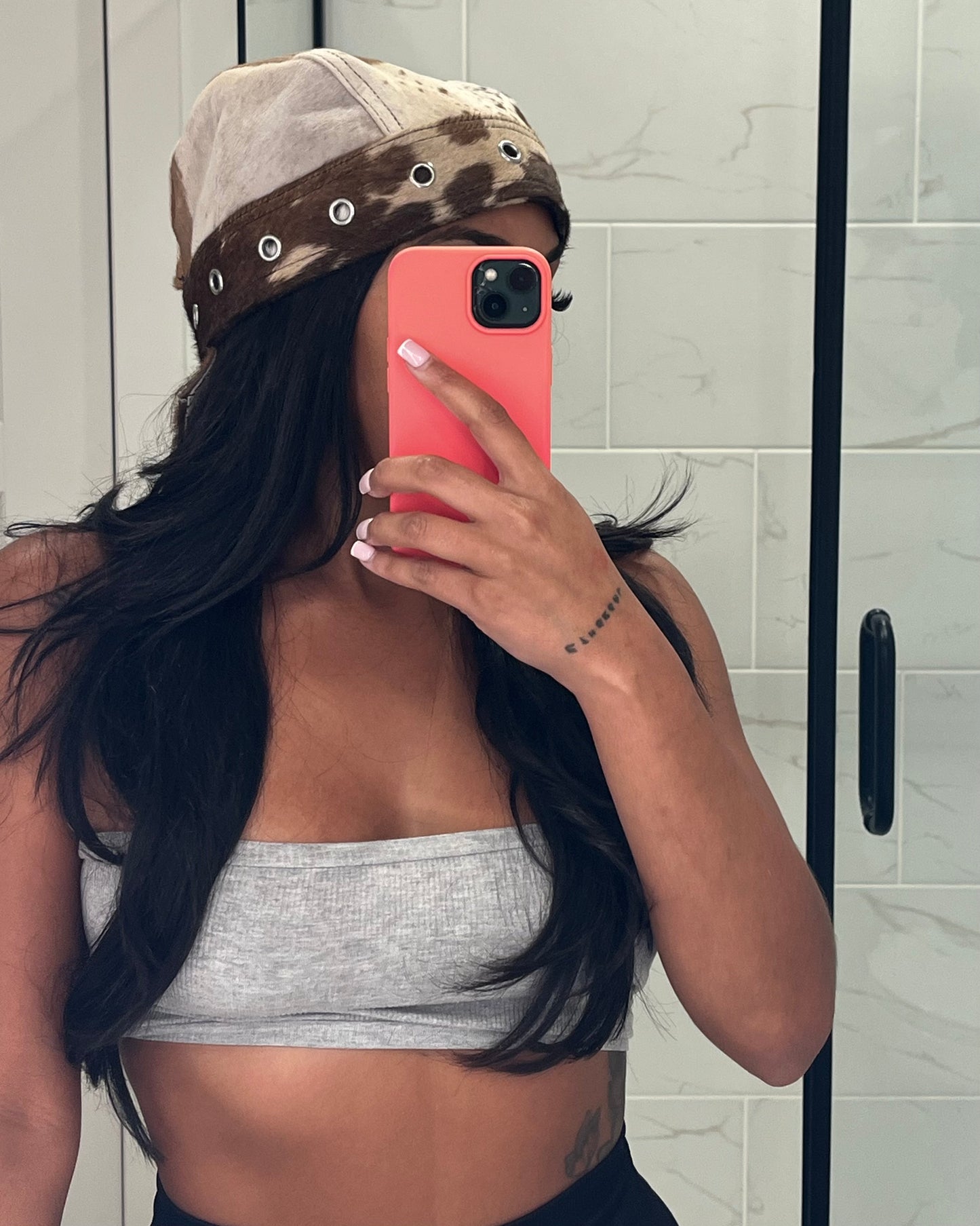 Cowhide Insho scarf hat