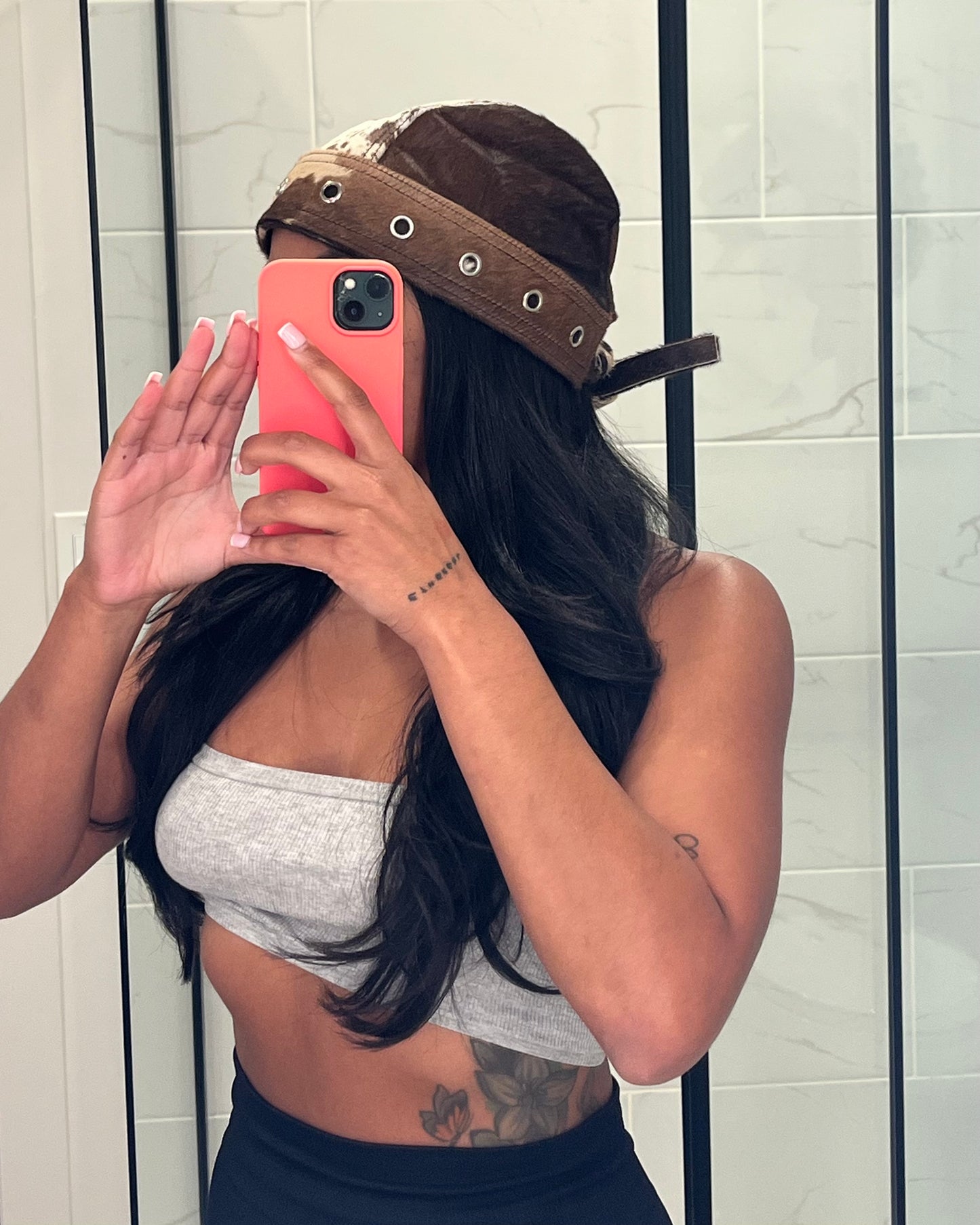 Cowhide Insho scarf hat